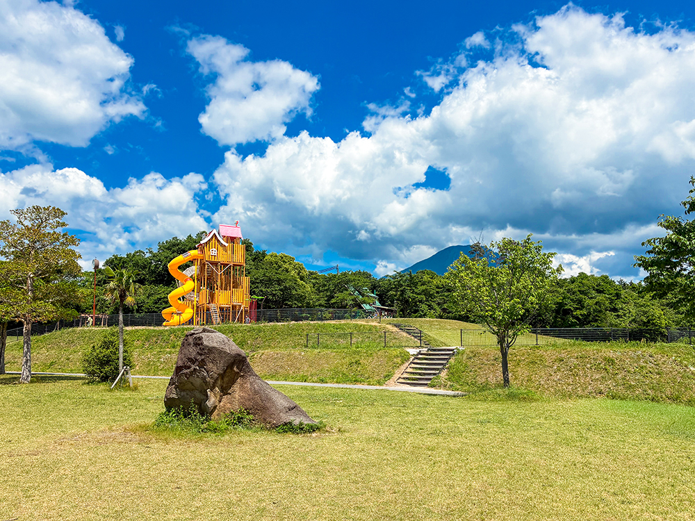 伯耆町総合スポーツ公園
